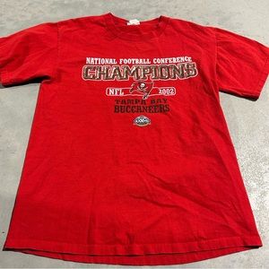 NFL 2002 Tampa bay buccaneers shirt